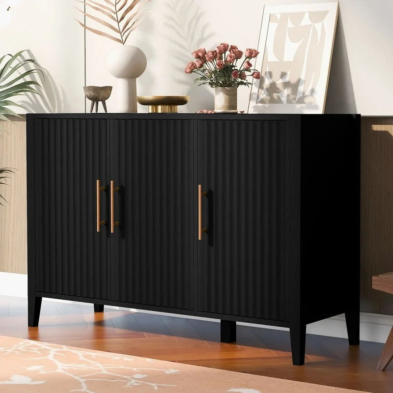 Armoire de rangement à trois portes avec poignées métalliques, idéale pour les couloirs, entrées, salons et chambres à coucher