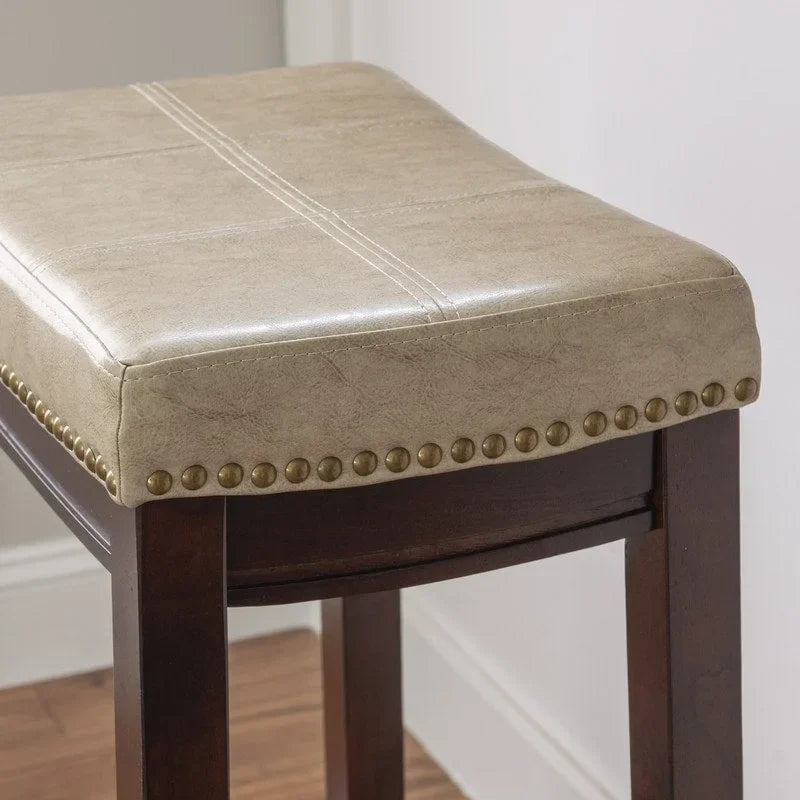 Tabouret de bar 32 po en similicuir beige