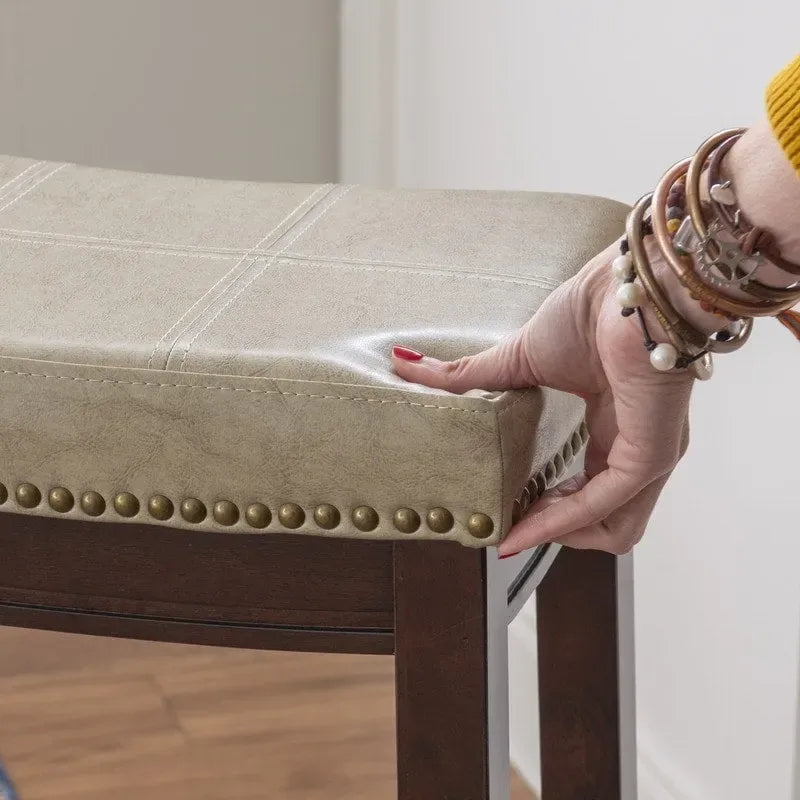 Tabouret de bar 32 po en similicuir beige