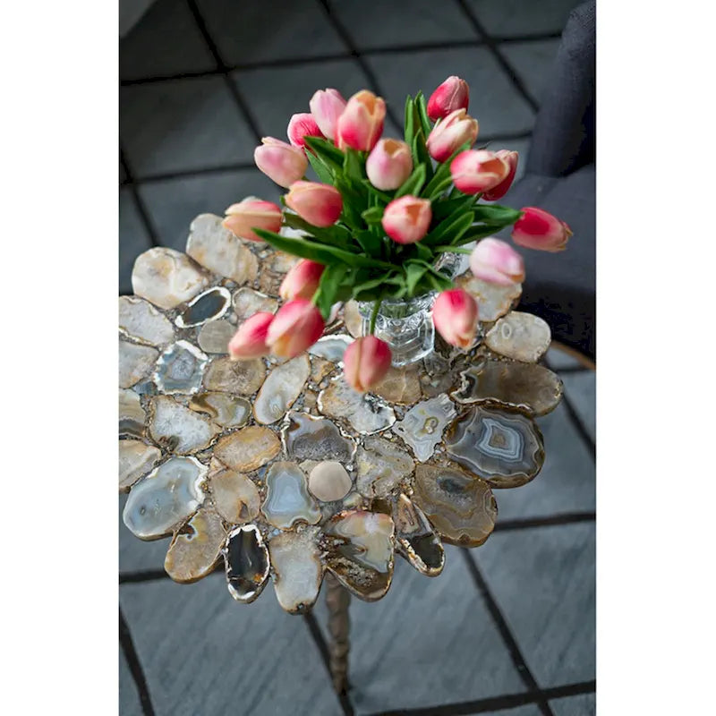 Table d'appoint en agate dorée et laiton incrusté, avec pieds torsadés